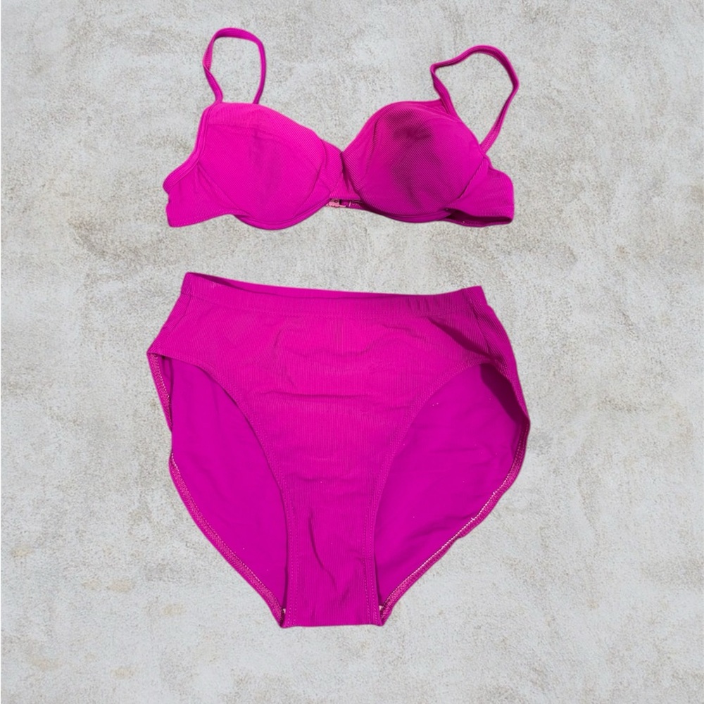 Chic Magenta Bikini Set